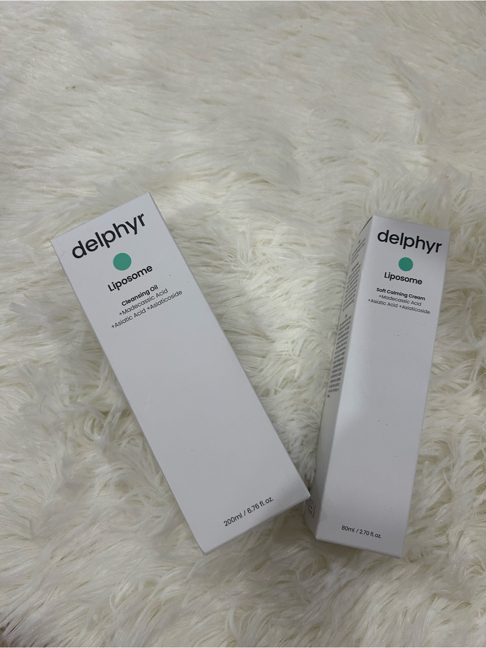 Delphyr Liposome Calming Skincare Set in Mint Green